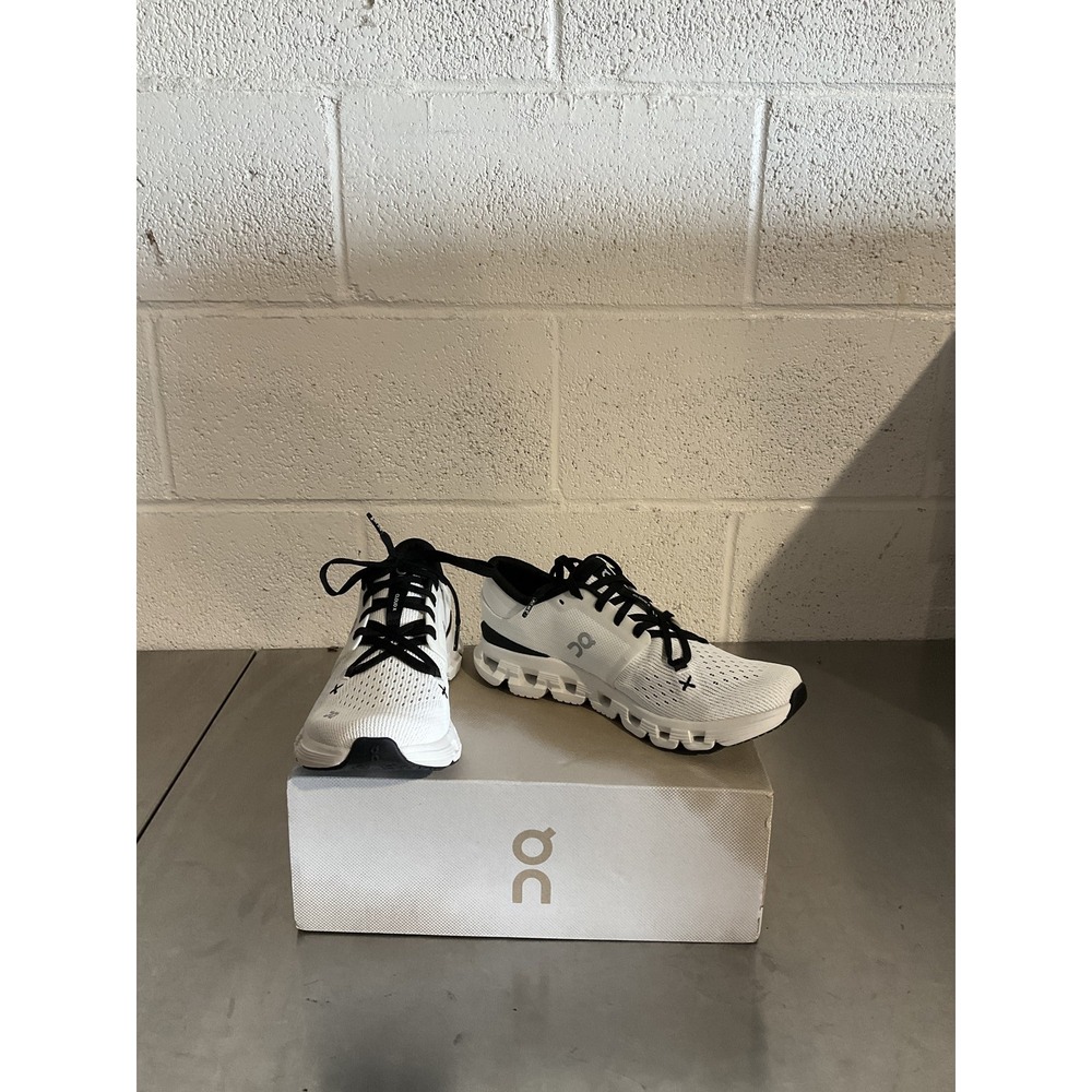 On Cloud X 4 Training Shoes Womens Size 7.5 Ivory Black Athletic Sneakers
